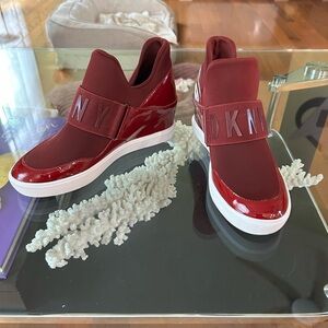 DKNY Women's Burgundy Slip-On Sneakers